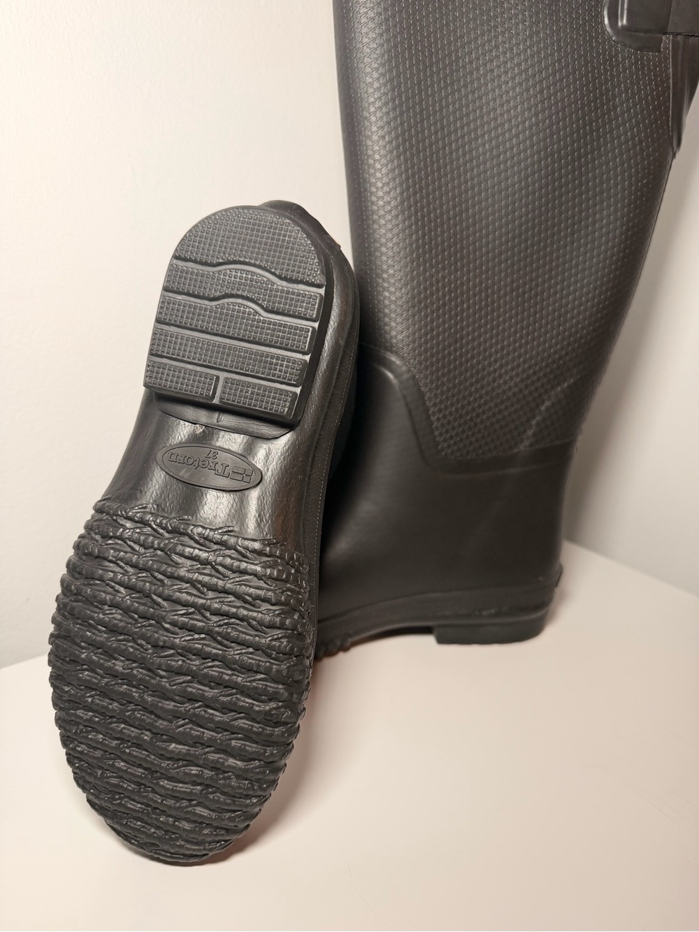 Tretorn Women's Black Waterproof Rubber Rain Boots